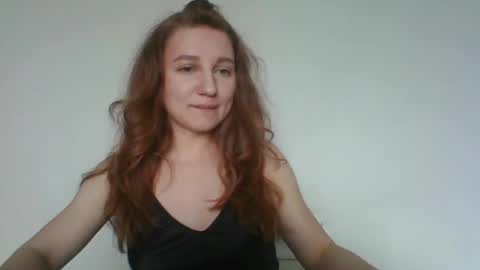 Snapshot of crazy_kisses_ chatting on 04-23-26, 05:30 crazy_kisses_ online show from 04-23-26, 05:30