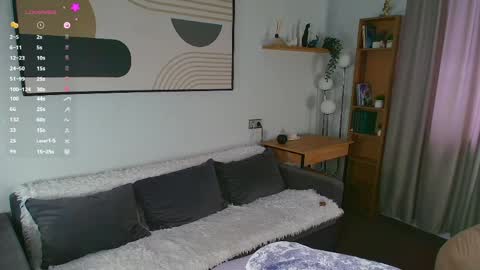 Emma online show from 04-10-26, 08:30