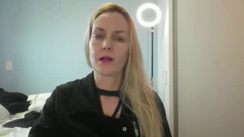 Anny online show from 05-27-26, 10:45