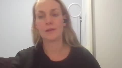 Snapshot of crazyanny chatting on 07-21-26, 12:13 Anny online show from 07-21-26, 12:13