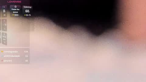 Snapshot of crazybeef__ chatting on 12-17-24, 03:06 Caro Andrew online show from 12-17-24, 03:06
