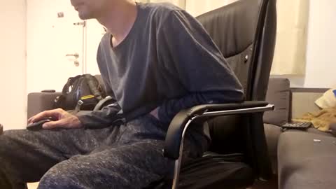 Snapshot of crazymen0101 chatting on 12-08-24, 07:32 crazymen0101 online show from 12-08-24, 07:32