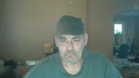 Snapshot of cre9876 chatting on 03-12-26, 08:04 alway horny online show from 03-12-26, 08:04