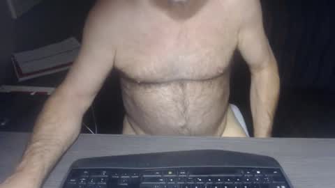 Creamormilk online show from 10-25-25, 09:06