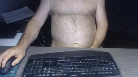 Creamormilk online show from 10-30-25, 09:22