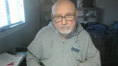 Creamormilk online show from 01-16-26, 01:37