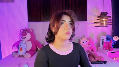 Snapshot of creamy_angelo chatting on 06-19-26, 02:05 creamy_angelo online show from 06-19-26, 02:05