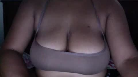 Snapshot of creamycocobabe chatting on 05-21-26, 02:02 CreamyCocoBabe online show from 05-21-26, 02:02