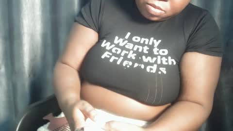 creamyposh1 online show from 12-02-25, 04:40