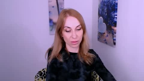 Snapshot of create_your_own_sun chatting on 09-24-25, 01:36 Lera online show from 09-24-25, 01:36