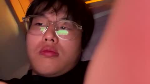 Snapshot of creativekwon01 chatting on 11-30-25, 08:13 creativekwon01 online show from 11-30-25, 08:13