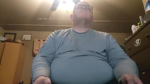 Snapshot of creeeping_death chatting on 12-28-24, 09:09 The hopeless romantic online show from 12-28-24, 09:09