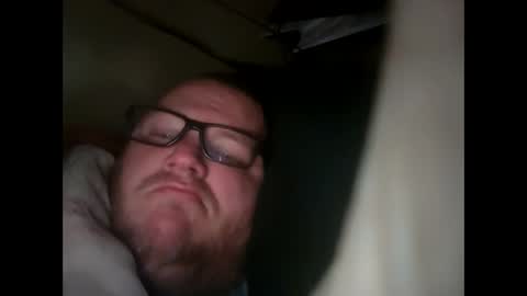 Snapshot of creeeping_death chatting on 01-29-25, 04:30 The hopeless romantic online show from 01-29-25, 04:30