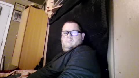 Snapshot of creeeping_death chatting on 02-13-25, 08:34 The hopeless romantic online show from 02-13-25, 08:34