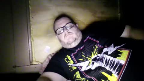 Snapshot of creeeping_death chatting on 11-11-25, 01:55 The hopeless romantic online show from 11-11-25, 01:55