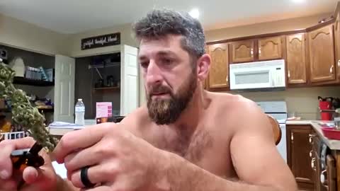 Snapshot of creeksidecouple chatting on 10-01-25, 07:42 Creeksidecouple online show from 10-01-25, 07:42