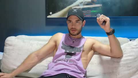 CRHISTIAN online show from 10-23-25, 10:19