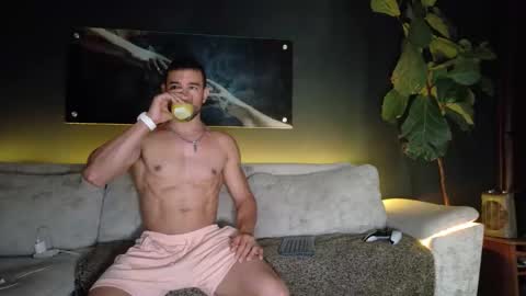 CRHISTIAN online show from 03-27-26, 04:29