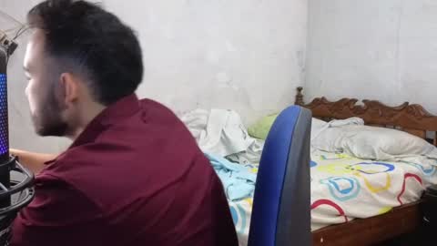 Snapshot of cris_simons chatting on 12-22-24, 10:25 cris_simons online show from 12-22-24, 10:25