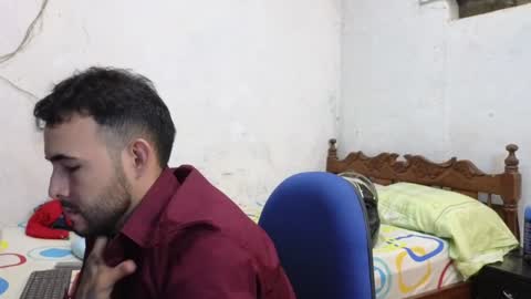 Snapshot of cris_simons chatting on 12-28-24, 08:04 cris_simons online show from 12-28-24, 08:04