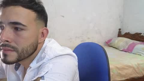 Snapshot of cris_simons chatting on 01-26-25, 08:45 cris_simons online show from 01-26-25, 08:45