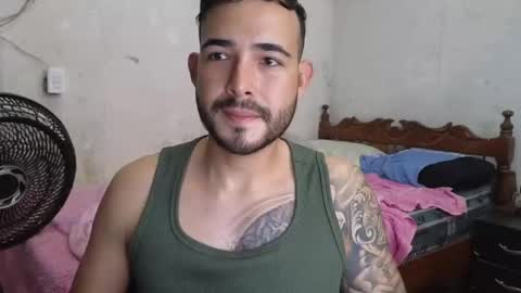 Snapshot of cris_simons chatting on 02-16-25, 09:48 cris_simons online show from 02-16-25, 09:48