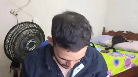 Snapshot of cris_simons chatting on 02-25-25, 03:52 cris_simons online show from 02-25-25, 03:52