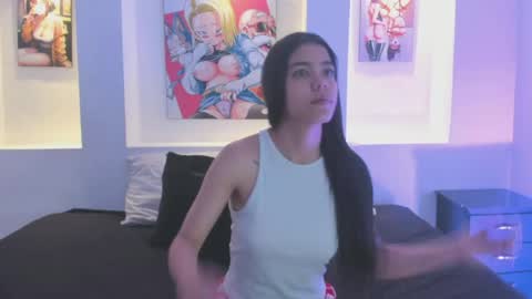 Snapshot of crisle_11 chatting on 06-03-26, 10:40 Cris online show from 06-03-26, 10:40