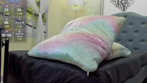 crissh 1 online show from 02-22-25, 07:58