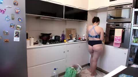 Snapshot of crissnight chatting on 07-14-26, 10:54 Twitter Christinne p online show from 07-14-26, 10:54