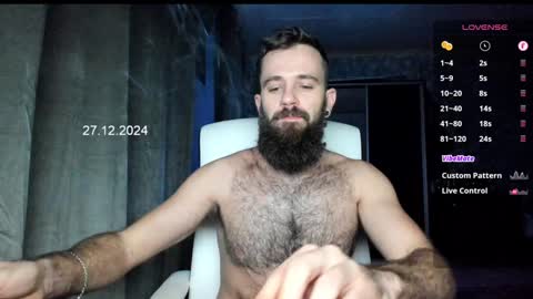 Snapshot of crissstud chatting on 12-27-24, 06:14 Criss online show from 12-27-24, 06:14