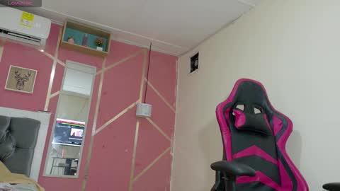 cristal_49 online show from 03-01-26, 08:55