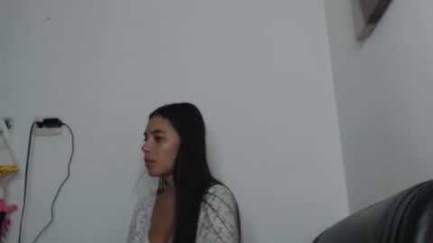 Snapshot of cristal_loverss chatting on 06-16-26, 10:18 cristal beautiful online show from 06-16-26, 10:18
