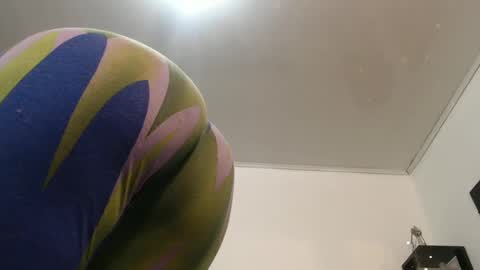 Hanna  online show from 12-28-24, 02:42