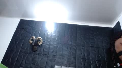 Hanna  online show from 12-21-25, 05:14