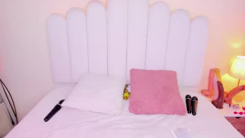 Snapshot of cristalhorny_69 chatting on 04-21-26, 09:59 Cristal online show from 04-21-26, 09:59