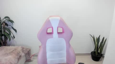 sofia online show from 02-19-26, 05:25