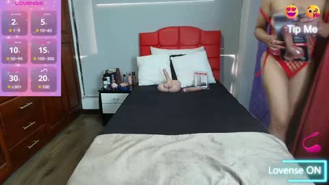 Snapshot of cristalmillf chatting on 02-06-25, 08:02 CRISTAL MILF online show from 02-06-25, 08:02