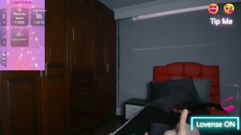 Snapshot of cristalmillf chatting on 02-25-25, 10:39 CRISTAL MILF online show from 02-25-25, 10:39