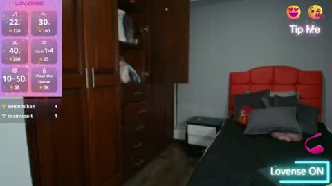 Snapshot of cristalmillf chatting on 03-06-25, 01:58 CRISTAL MILF online show from 03-06-25, 01:58