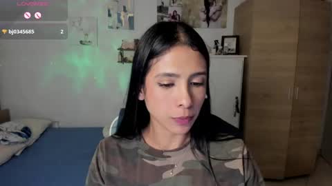 Snapshot of cristamunez chatting on 06-16-26, 02:58 veronika online show from 06-16-26, 02:58