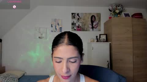 Snapshot of cristamunez chatting on 06-17-26, 03:42 veronika online show from 06-17-26, 03:42