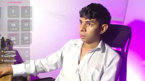 cristhian online show from 12-17-25, 03:23