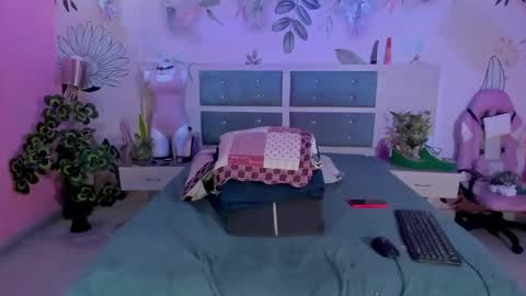 cristhy_huge_cockts online show from 10-06-25, 09:34