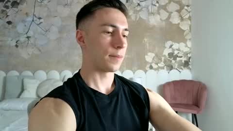 CristianoHailey online show from 05-11-26, 06:49