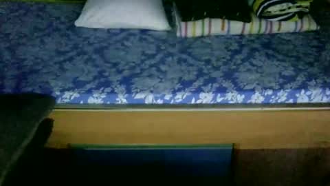 cristianrr184034 online show from 01-06-25, 08:07