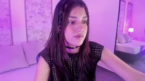 Snapshot of cristin_collins chatting on 05-27-26, 02:30 C R I S T I N online show from 05-27-26, 02:30