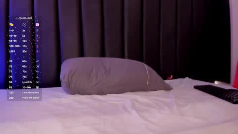 Snapshot of cristina_joy chatting on 02-27-26, 12:27 cristina_joy online show from 02-27-26, 12:27