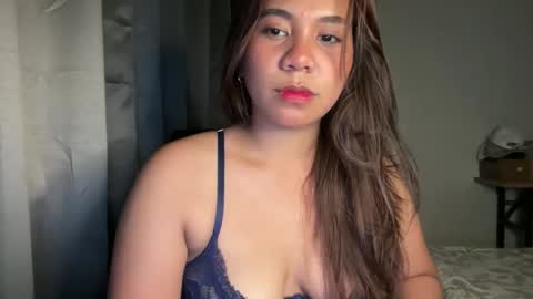 Snapshot of cristinavalerie chatting on 11-12-25, 06:36 Cristina Valerie online show from 11-12-25, 06:36