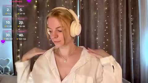 Snapshot of cristinekondo chatting on 06-14-26, 03:14 Marry online show from 06-14-26, 03:14